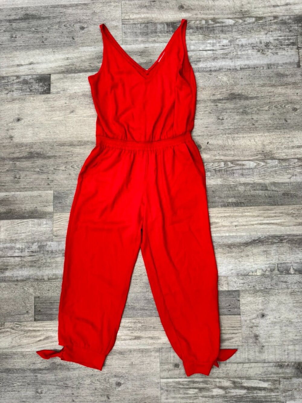 Amanda Uprichard Seville Jumpsuit Size Small Red V-Neck Sleeveless Tie Hem N5